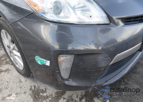 2014 Toyota Prius Plug-In Advanced z USA, uszkodzony, nr VIN JTDKN3DP5E3053740